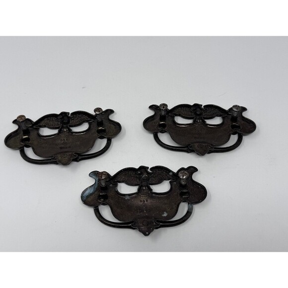 Vintage Ornate Metal Eagle Brass Plate Drawer Pull Dresser Furniture Hardware x3 - Picture 3 of 8